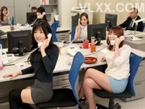 Chị hàng xóm xa chồng giúp cặc tôi bớt nứng